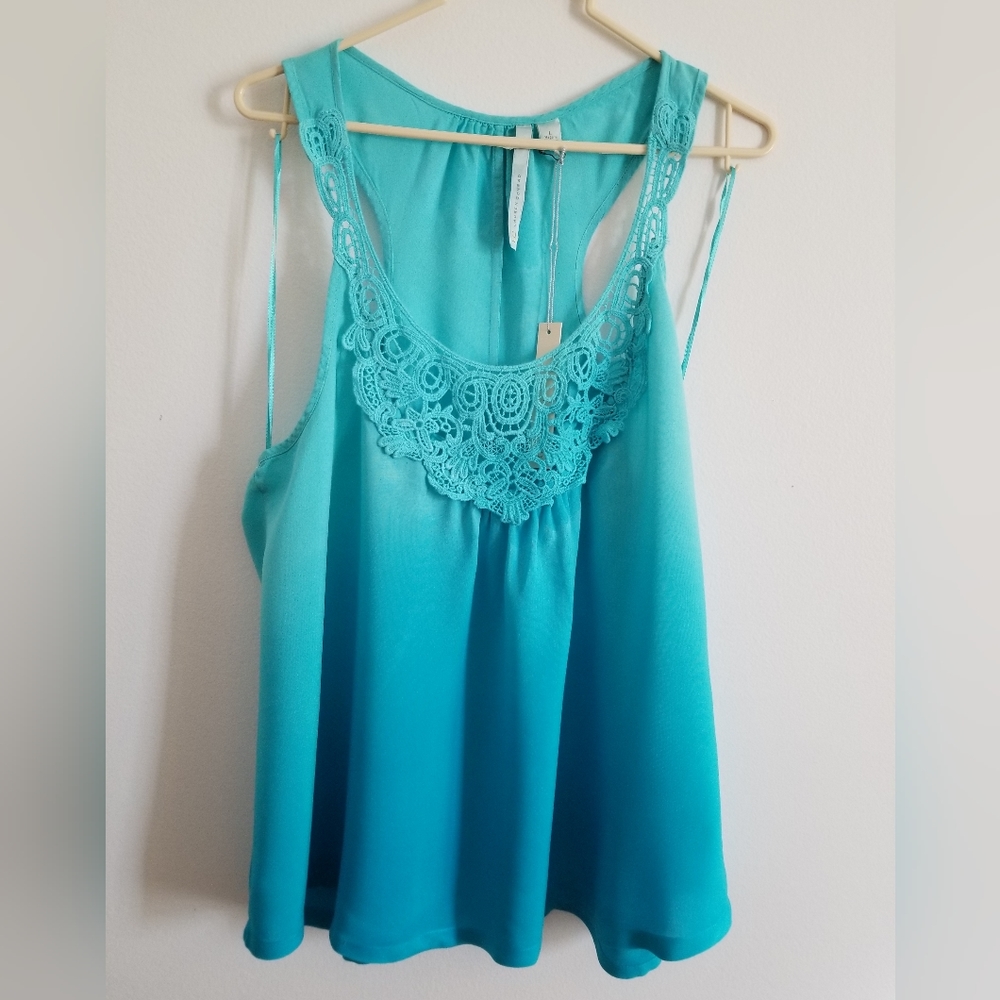 Women's New Lauren Conrad  Embroidery Gradient Blue Tank size L
